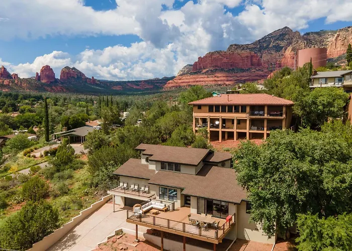The Uptown Viewhouse - Big Redrock Views, Hottub Villa Sedona