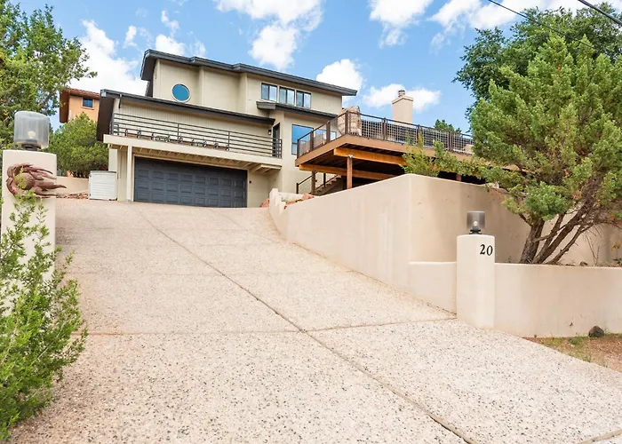 Villa The Uptown Viewhouse - Big Redrock Views, Hottub